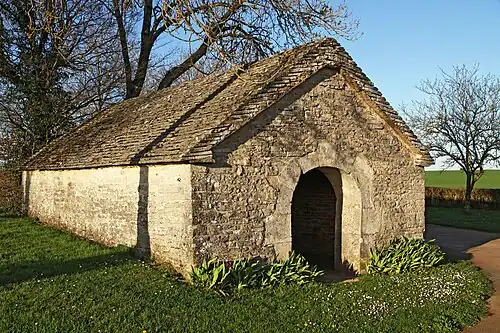 Lavoir côté ouest.