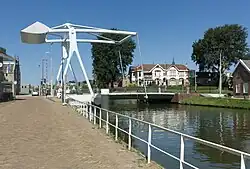 Le pont basculant: de Stationsbrug