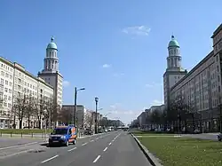 Frankfurter Tor, vue depuis l'ouest.