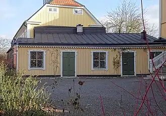 Auberge française, aile orientale.