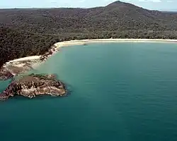 Freshwater Bay, Shoalwater Bay, Queensland : tombolo en formation