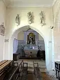 Bas-côté, vue vers l'est dans le croisillon.