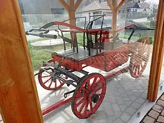 Ancien véhicule de pompiers.