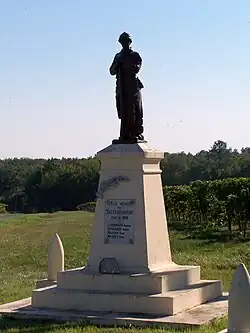 Le monument aux morts de Sallebruneau (oct.&nbsp;2012).