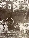 Danse locale devant la chapelle San Palayo.Fondation Joaquín Díaz.