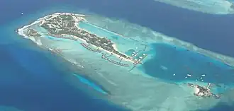 Furanafushi à gauche, et Gaagandu à droite