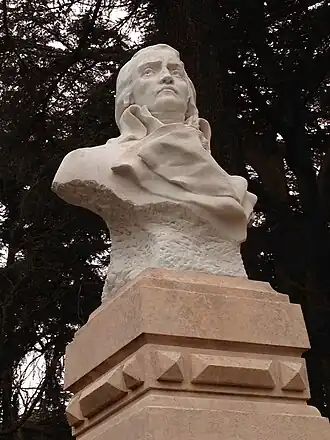 Général Meusnier, statue d'Henri Varenne.