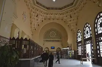 Le hall du bâtiment voyageurs.