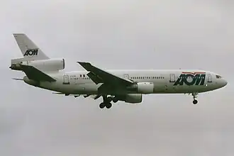 F-GTDI, l'appareil impliqué dans l'accident, ici à l'aéroport de Londres Gatwick en juillet 1998.
