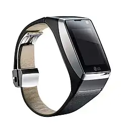 La montre téléphone LG GD910&nbsp;(en) de 2009.