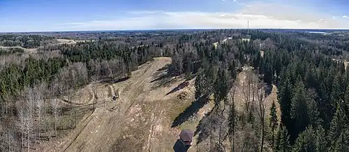 Vue des collines de Vidzeme depuis la tour du mont Gaizins.