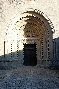 Portail de Ganagobie.