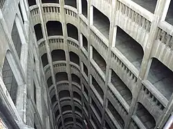 « Puits » du garage