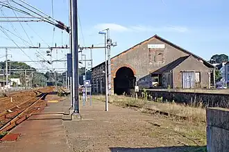 Halle à marchandises Fret SNCF de la gare de Quimperlé.