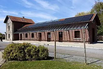 Aile basse, où étaient accueillis les voyageurs.