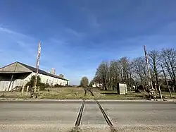 Le PN9 et le faisceau de la gare de La Chapelle-la-Reine.