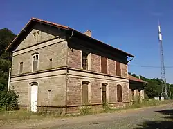 L'ancien bâtiment voyageurs.