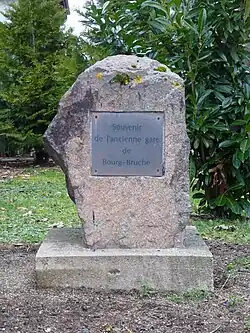 Souvenir de l'ancien bâtiment voyageurs[Lequel&nbsp;?].