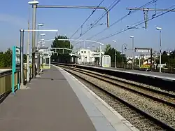 Vue des quais en regardant vers Aéroport CDG 2/Mitry - Claye.