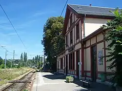 L'unique quai en exploitation de la gare.