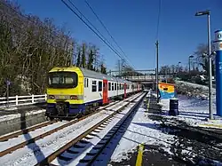 Train en gare (anciens quais).