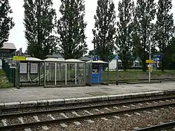 Abri sur le quai direction Besançon.