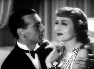 Avec Gary Cooper dans La Huitième Femme de Barbe-Bleue (1938).