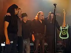 Description de cette image, également commentée ci-après