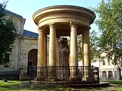 L'arbre, le chêne de Guernica.