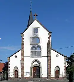 Église catholique Saint-Denis après l'incendie de novembre 2011.