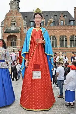 La géante Saturnine.