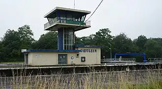 L'écluse sur la Sensée.