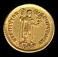 Revers de solidus de Valentinien Ier (image d'illustration).
