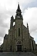 Église Notre-Dame-de-la-Visitation : la façade.