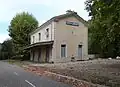 Ancienne gare de Goult-Lumières.