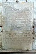 Plaque de fondation de Pierre Simmoneau, curé, 1521.