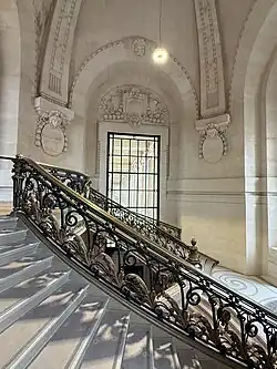 Escalier zone ouest.