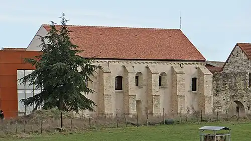 Grange cistercienne du hameau d'Oudun.
