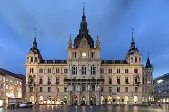 Photographie en couleurs de l'hôtel de ville de Graz