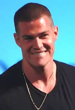 Description de l'image Greg Finley 2014 (cropped).jpg.