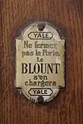 Plaque indicative d'un blount.