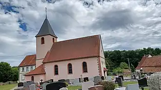 Église côté cimetière.