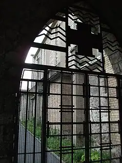 grille extérieure de l'église,