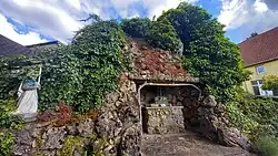Grotte de Lourdes de Gros-Réderching (Moselle, France)