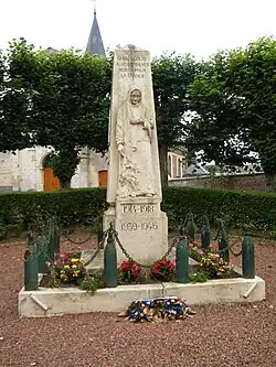 Monument aux morts.