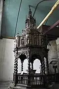Fonts baptismaux de l'église de Guimiliau