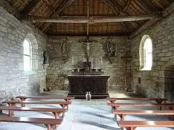 Chapelle Saint-Tugdual : vue intérieure d'ensemble.