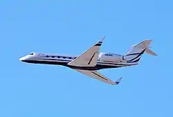Description de l'image Gulfstream V - N89NC (7910934752).jpg.