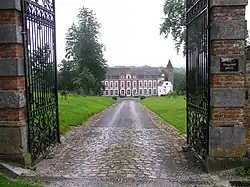 Le château de Gussignies.