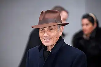 Description de cette image, également commentée ci-après